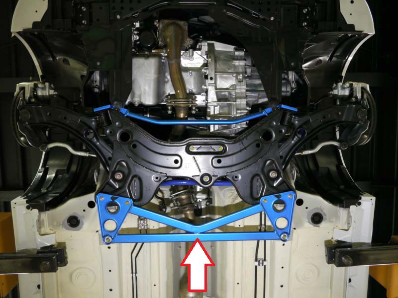 CUSCO Front Power brace / Suzuki Swift Sport ZC32S